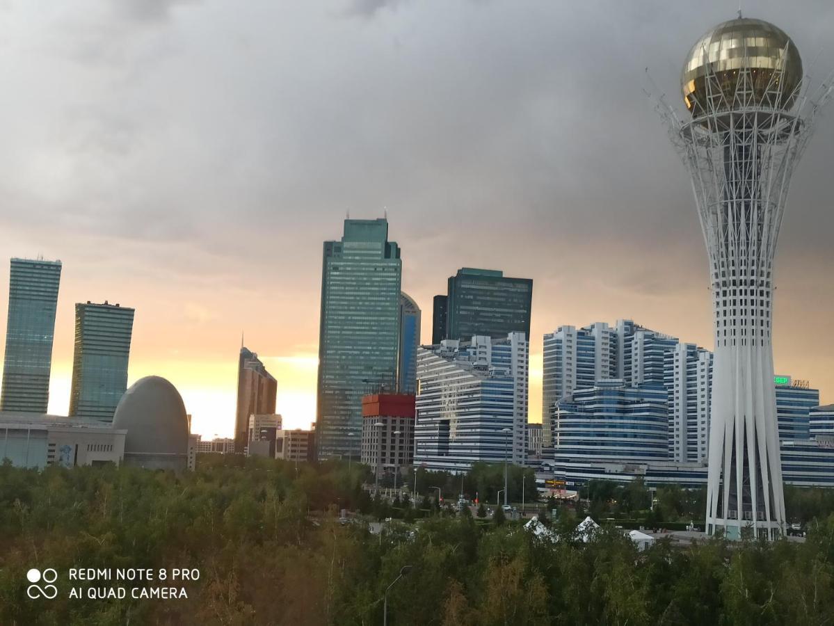 Апартаменты В Центре Левого Берега Astana Exteriör bild